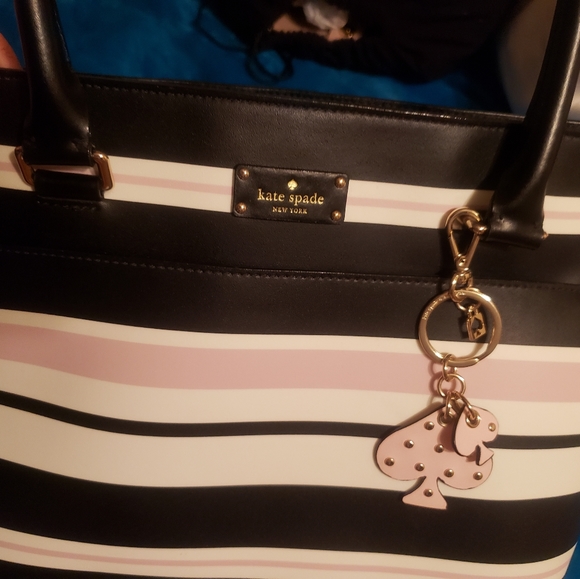 Katespade Purse ,wallet ,and bag charm - Picture 9 of 12